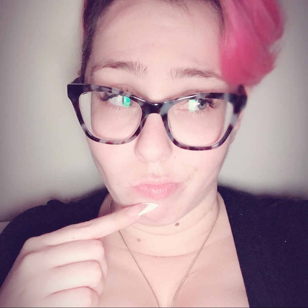 Meet your Posher, Natalie